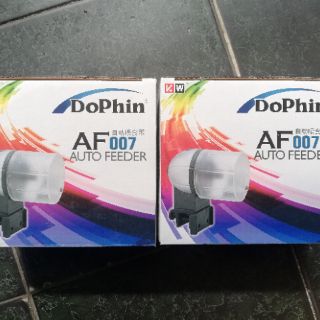 Máy cho cá ăn tự động