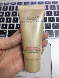 Tẩy da chết Estee lauder 30ml