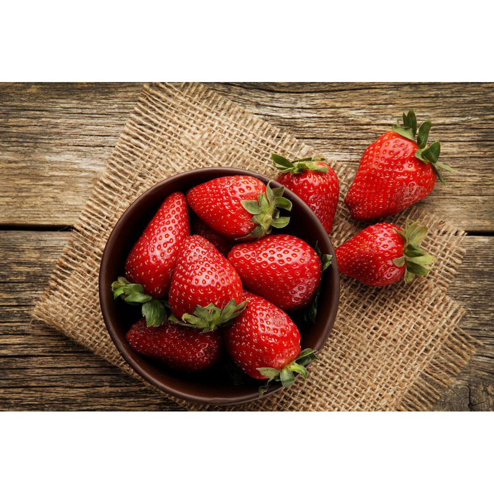 SỮA TẮM TRẮNG STRAWBERRY BODY BATH