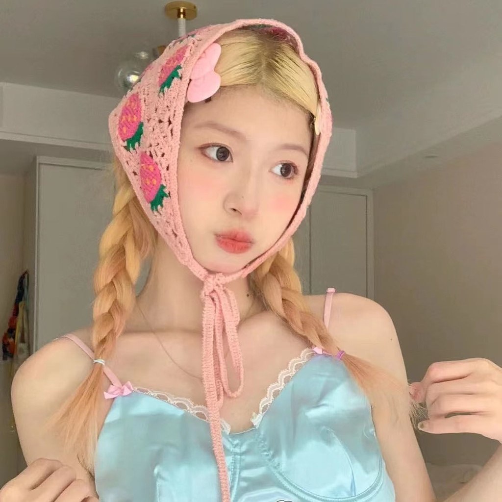 ¤✘Băng Đô Cài Tóc Đan Móc Hình Tam Giác Họa Tiết Dâu Tây Nhỏ Thắt Dây Thời Trang Ngọt Ngào Cho Nữ Mới