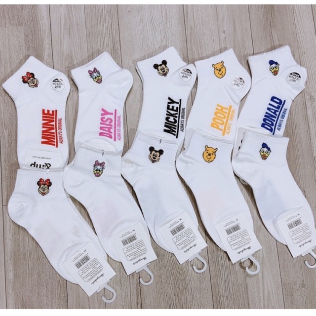 Tất Cổ Ngắn Màu Trắng Có Hình Mickey