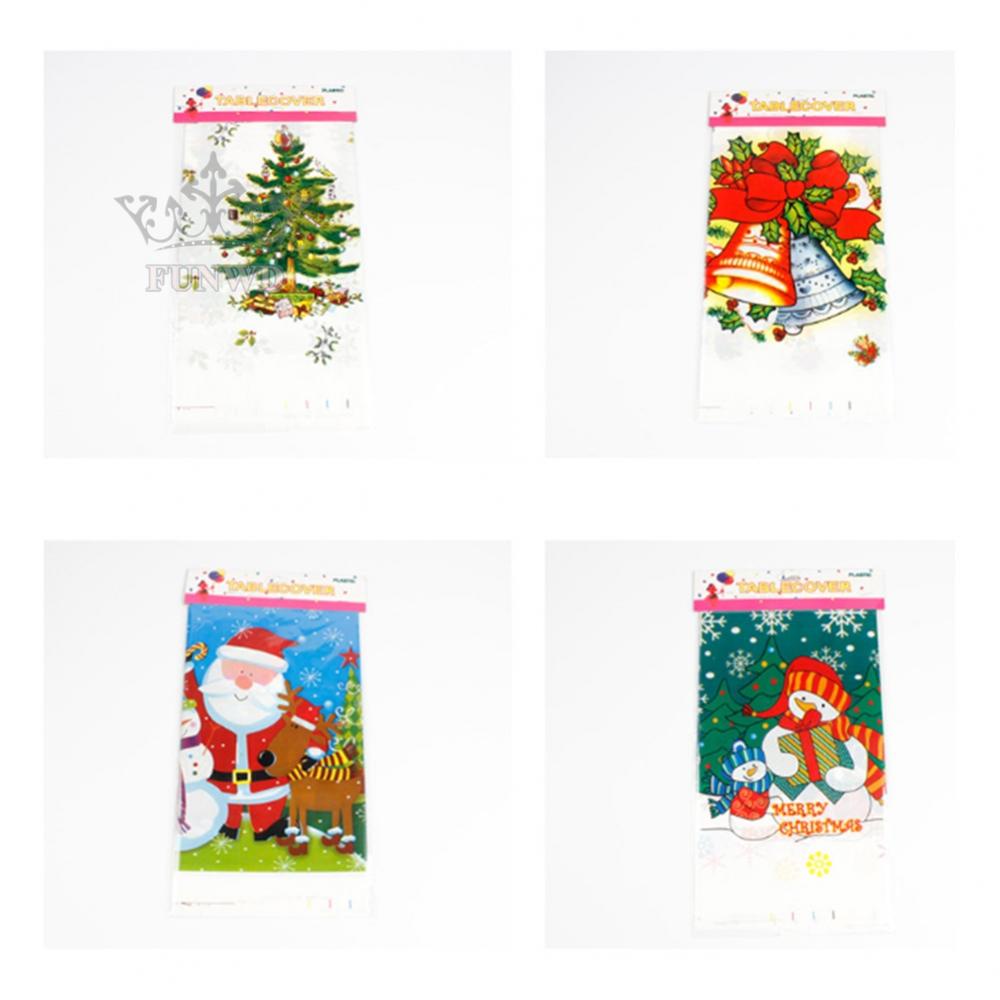 Khăn Trải Bàn Ăn Được Làm Từ Vải Lanh Với Họa Tiết Theo Phong Cách Giáng Sinh