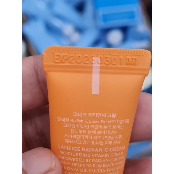 Kem dưỡng da Laneige radian C cream 10ml