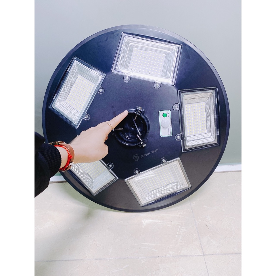 ĐÈN UFO NĂNG LƯỢNG MẶT TRỜI 5 KHOANG LED 250W  TẤM PIN 550x550 - PIN 25000MAH  BẢO HÀNH CHÍNH HÃNG Myor wolf