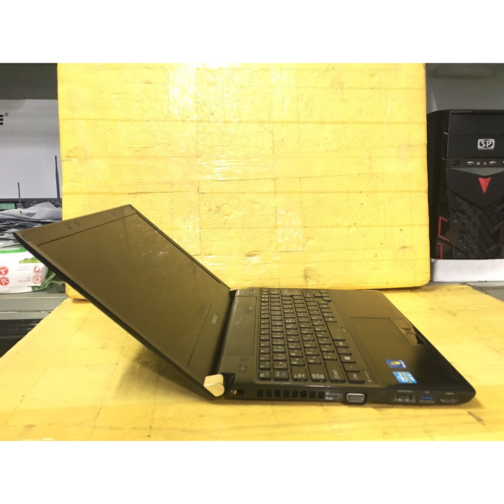 LAPTOP NHẬT TOSHIBA R930, CORE I5/ THẾ HỆ 3/ RAM 4G/ 320G, 13.3inch, GỌN NHẸ PIN LÂU | BigBuy360 - bigbuy360.vn