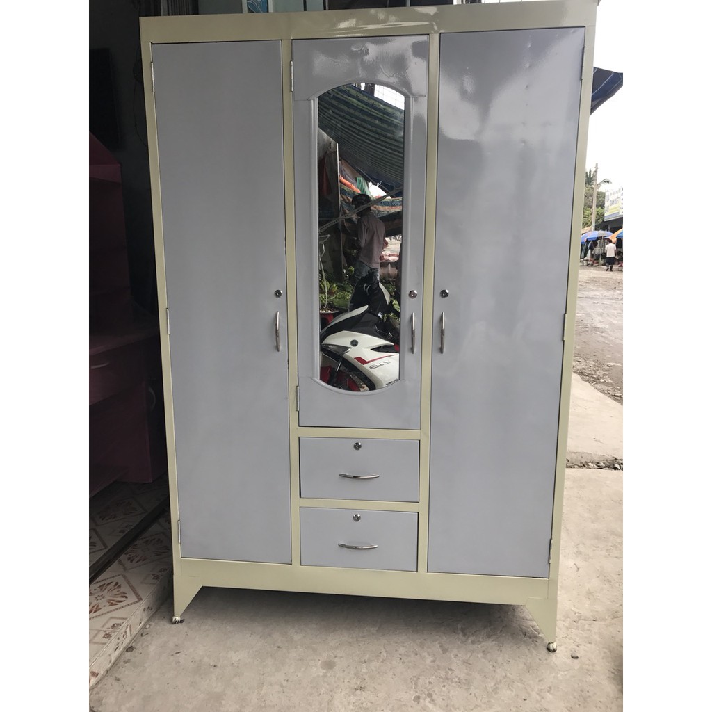 TỦ SẮT QUẦN ÁO 3 CÁNH GIÁ RẺ 1M8X1M2X45 MÀU XÁM TS3C-01