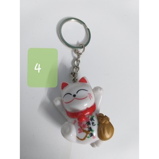 Móc khóa mèo may mắn