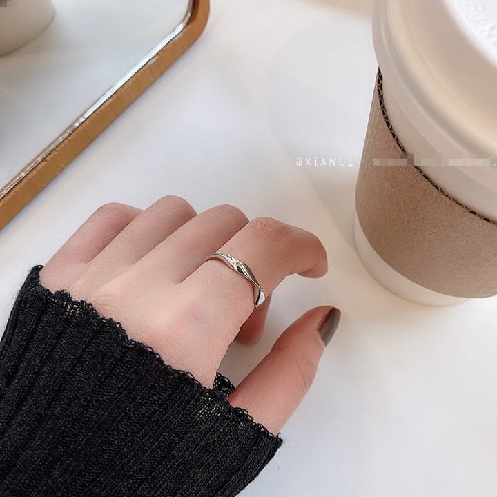 Nhẫn Vòng Xoắn Phong Cách Cổ Điển Hồng Kông B888