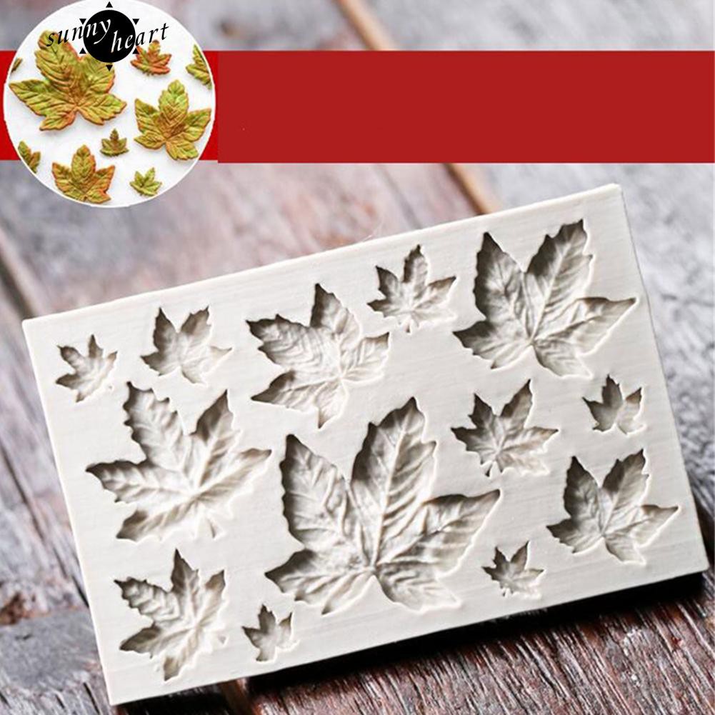 Khuôn Bánh Silicon Hình Lá Phong Xinh Xắn