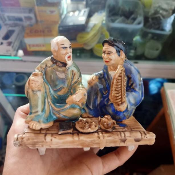 BỘ 2 ÔNG BÀ TÂM SỰ
