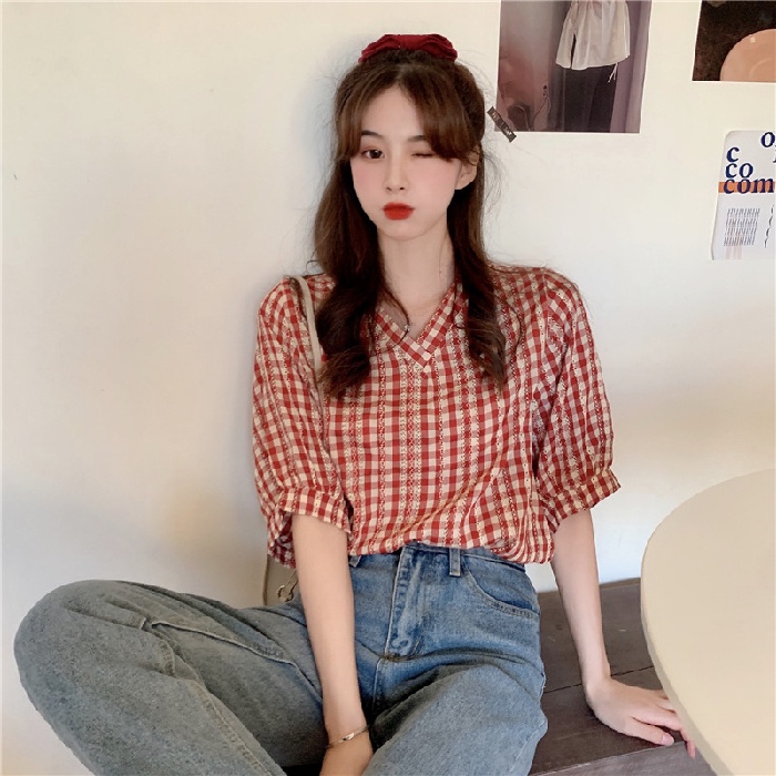 Áo sơ mi nữ tay ngắn thiết kế kiểu cổ chữ V, áo sơ mi nữ sọc caro tay phồng ngọt ngào và xinh xắn - Kemi