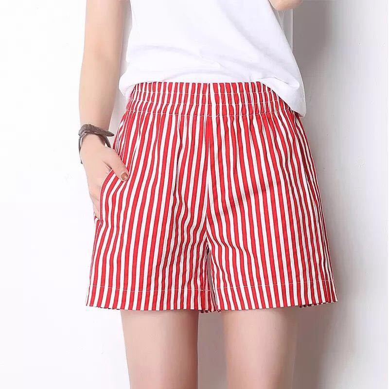 Comfortable sports pleated striped shorts women's pleated shorts