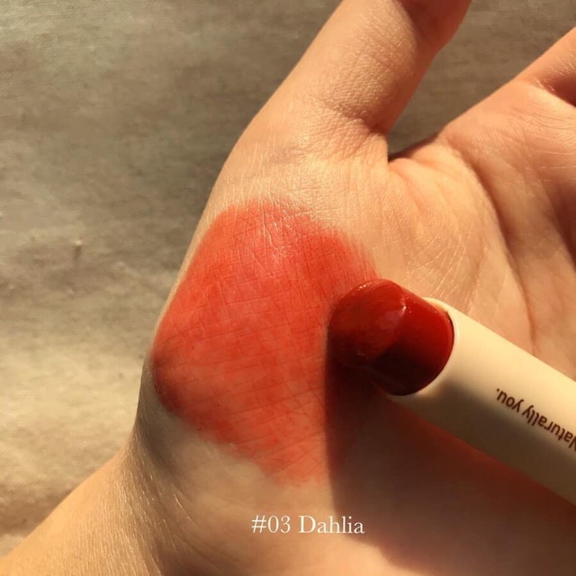 SON DƯỠNG CÓ MÀU INNISFREE SIMPLE LABEL LIP COLOR BALM | BigBuy360 - bigbuy360.vn