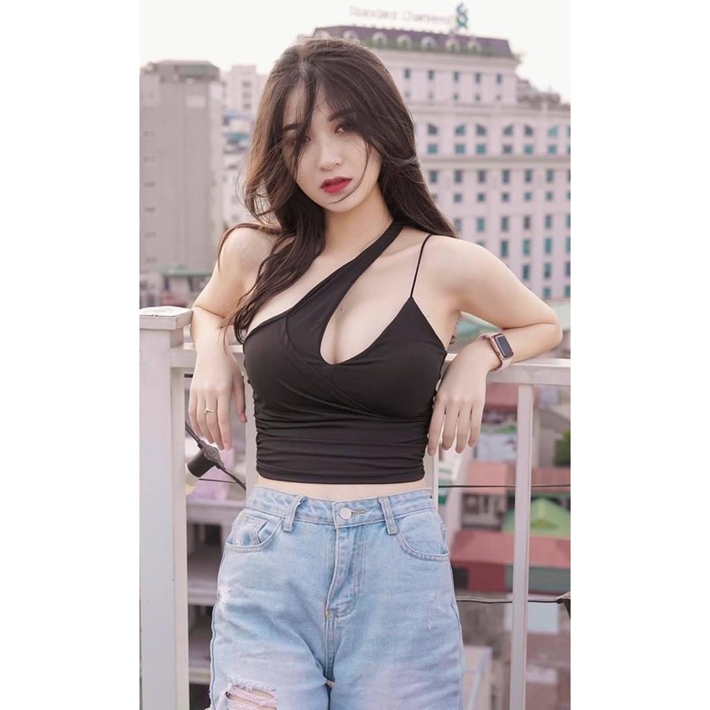 Áo Lazzon Khoét Ngực