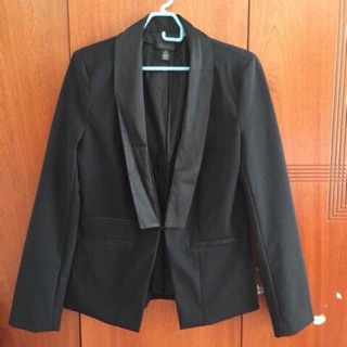 Áo vét hiệu kenneth cole giá 280k sale còn 200k