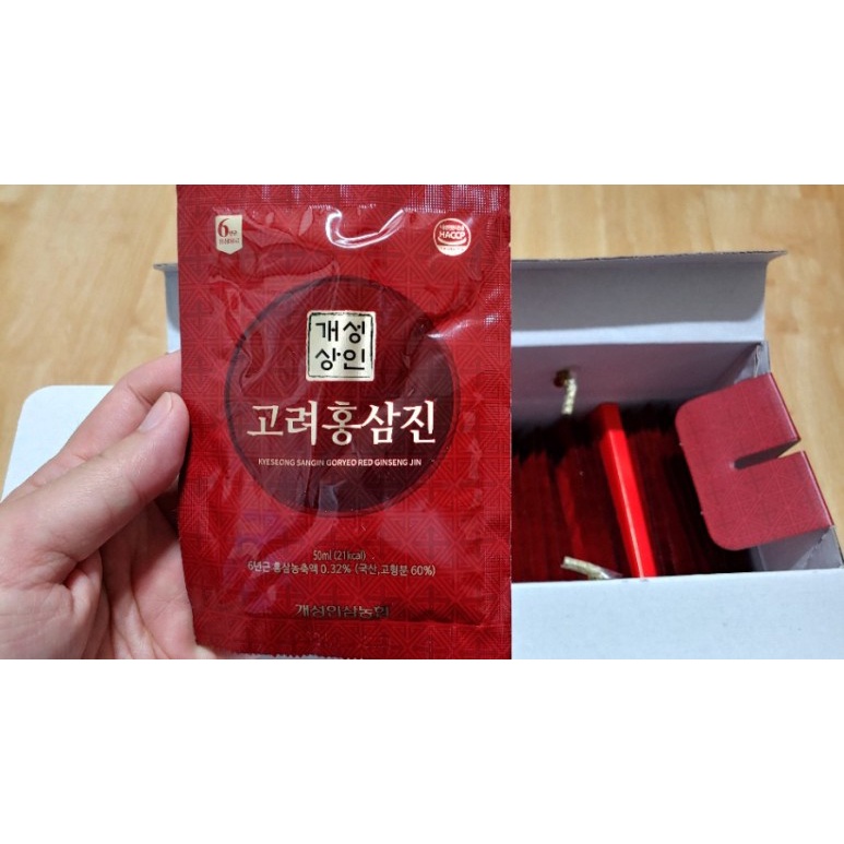 Hộp nước hồng sâm 6 năm tuổi Gaeseong Sangin Goryeo Red Ginseng Jin