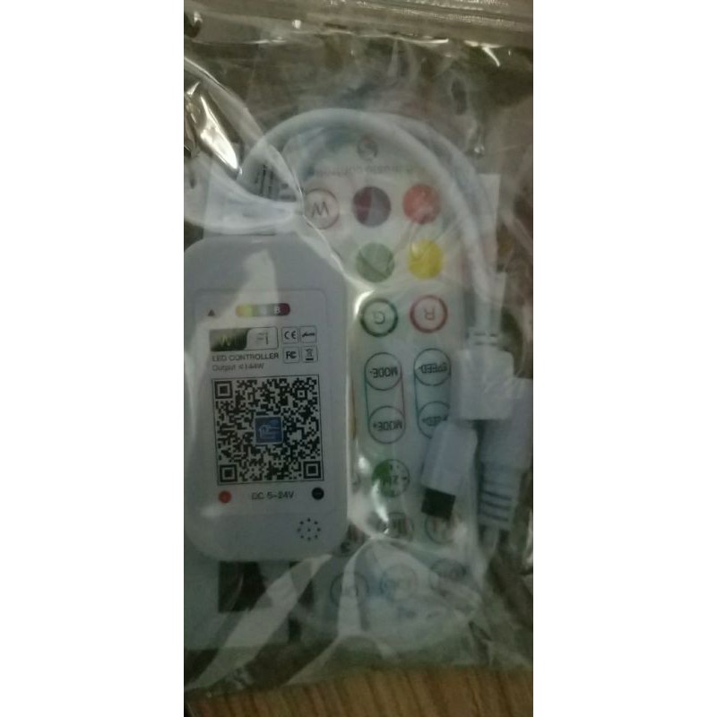 Cuộn 100 5050RGB 7 màu + 3 nguồn led 5050RGB + 2 khiển 10m wifi 12v