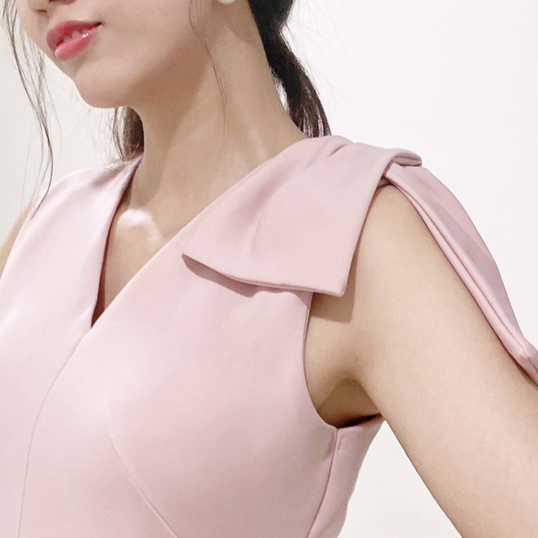 NANA DRESS_Đầm body cổ V đính nơ xinh xắn, thanh lịch