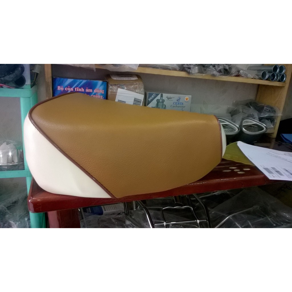 Yên honda cub cánh én 79 - 81 -82-84-86 kiểu màu kem-bò
