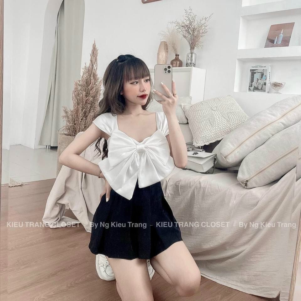 set xinh áo bản to nơ ngực kèm chân váy dập ly bánh bèo tiểu thư