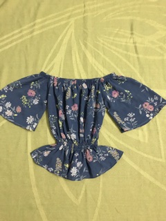 Áo bẹt vai