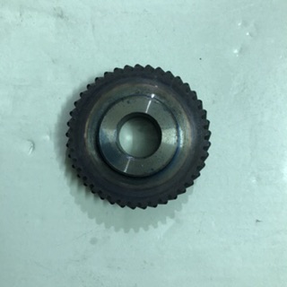 Bánh răng cắt sắt Makita 2414