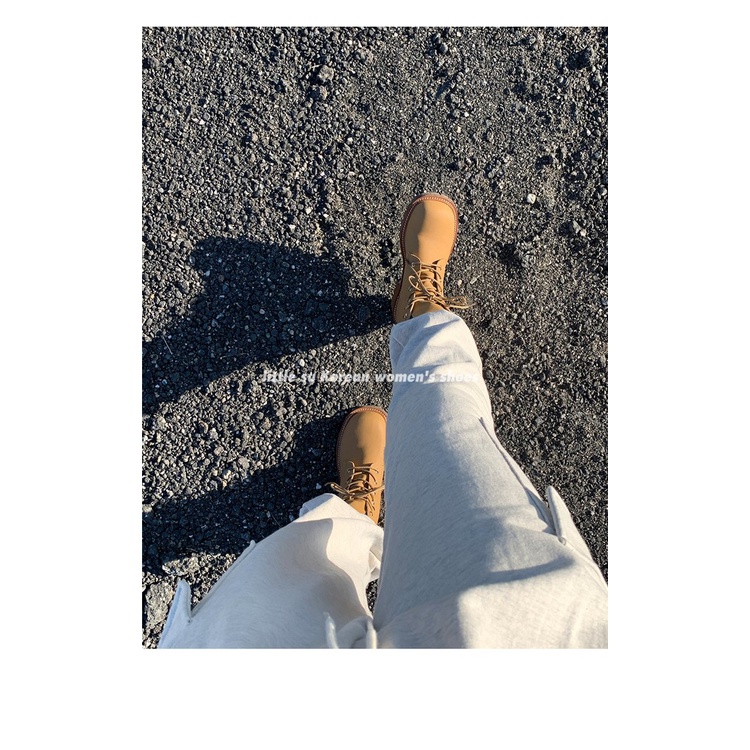 Giày Bốt Martin Da Mềm Gót Dày Mũi Tròn Cột Dây Kiểu Retro Phong Cách Anh Quốc Thời Trang