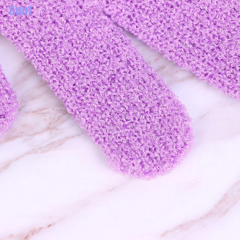 1 Đôi Găng Tay Mát Xa Tẩy Tế Bào Chết Khi Đi Du Lịch