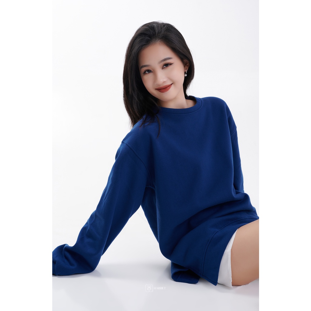 Áo sweater nỉ cổ tròn freesize dáng rộng xẻ vạt thời trang Cody Harriet