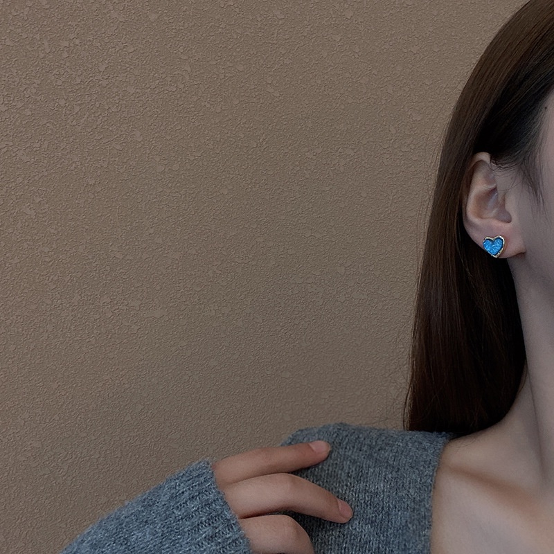 Khuyên Tai Acrylic Hình Trái Tim Nhỏ Phong Cách Cá Tính Đơn Giản Cá Tính Cao Cấp Cho Nữ