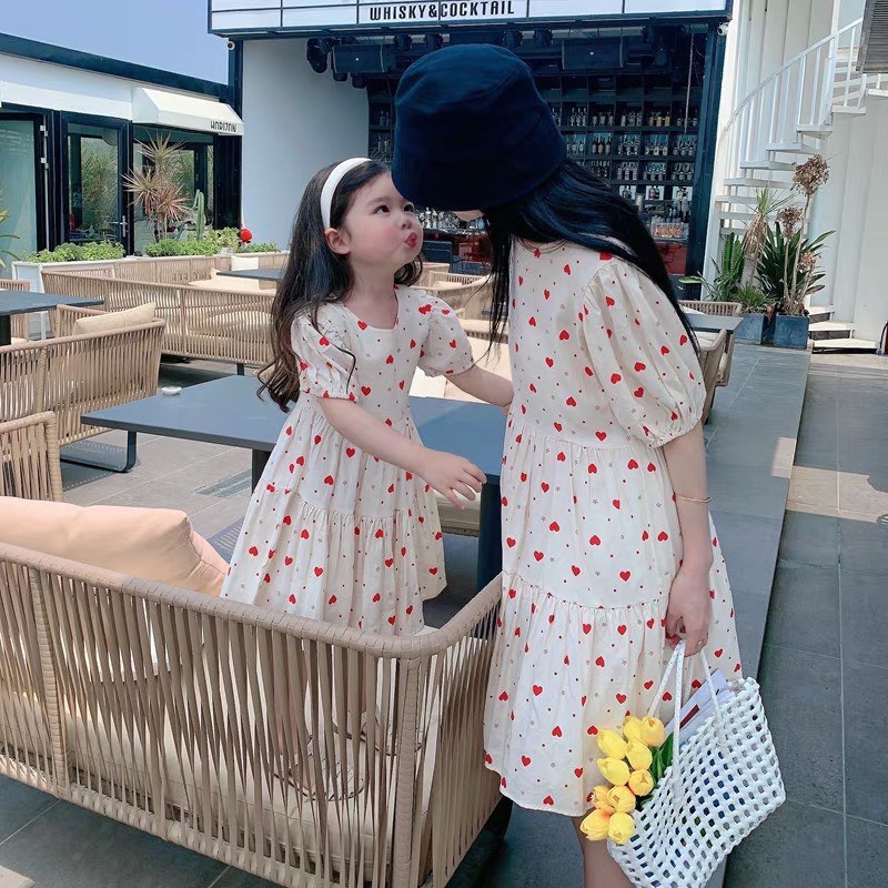 [Mã FAXANH1505 giảm 10K đơn 50K] VNU268 - VÁY SUÔNG BE TIM ĐỎ ĐÔI CHO MẸ VÀ BÉ | BigBuy360 - bigbuy360.vn