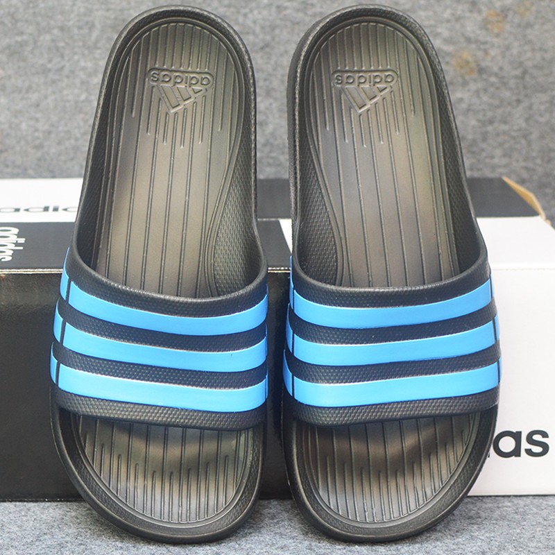 Adidas Duramo màu đen sọc xanh da trời