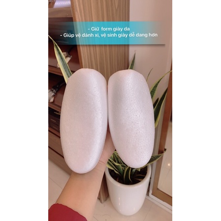 Cây giữ form giày da