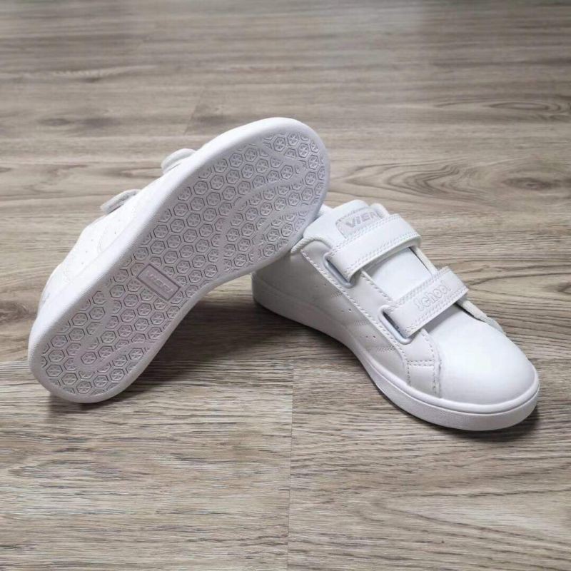 Giày xuất cho bé