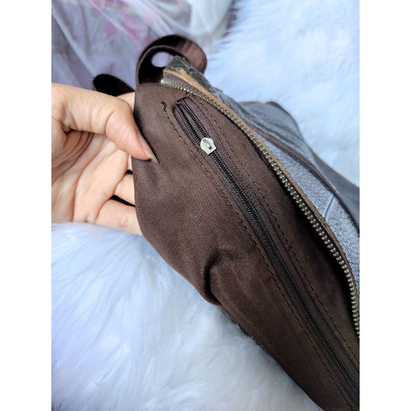 Túi đeo chéo da bò