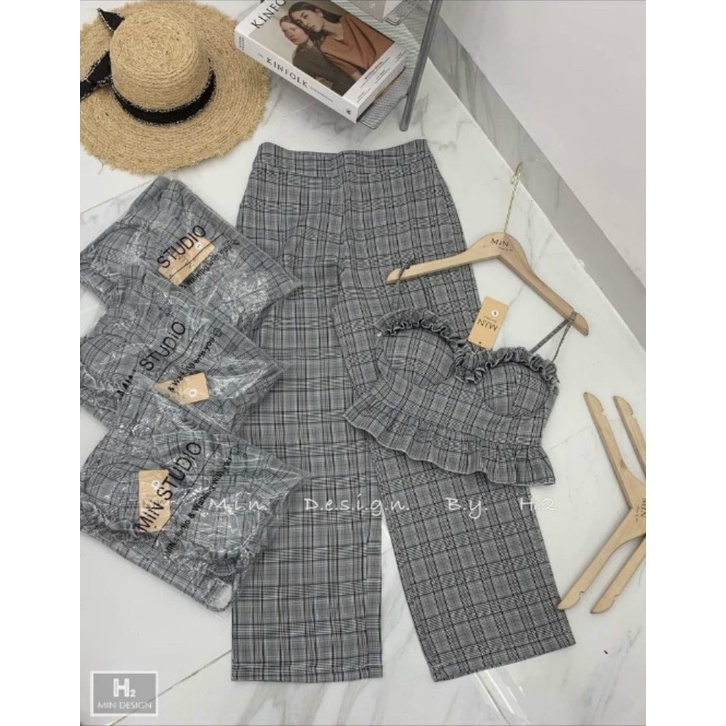 Set Bộ Kate 2 Dây Có Mút Ngực Dưới Áo Xòe Kèm Quần Ống Rộng Mặc Đi Chơi Dạo Phố Sang Chảnh Qúy Phái