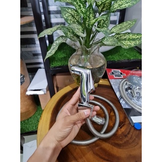 xịt vệ sinh nhựa xi