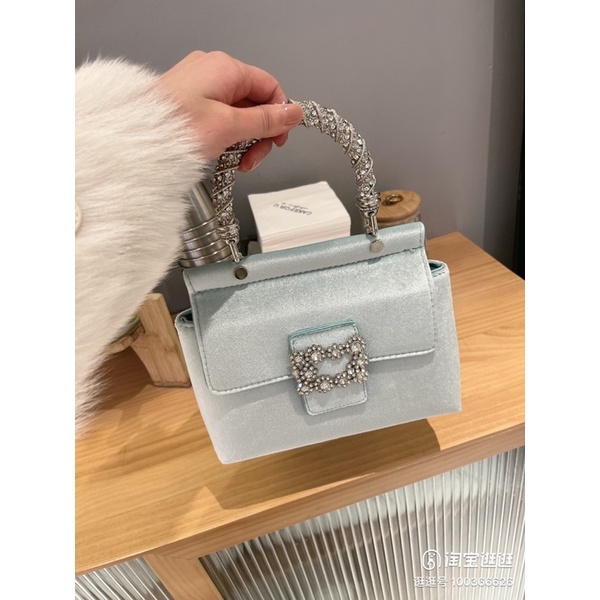 Túi nhung hộp nắp gài hoa phale sang trọng tay xách đính đá-Order