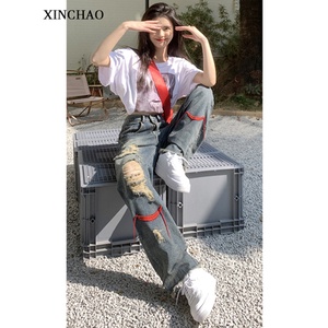 Quần Jeans Nữ Lưng Cao Thêu Hoa Cá Tính