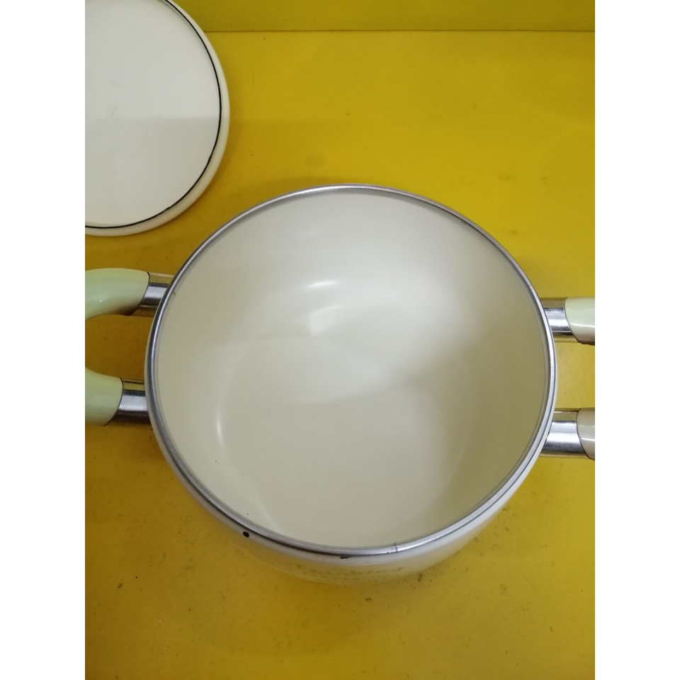 Nồi men nội địa Nhật, size 16cm, cao 9.5cm (mã 815), Dùng được bếp từ