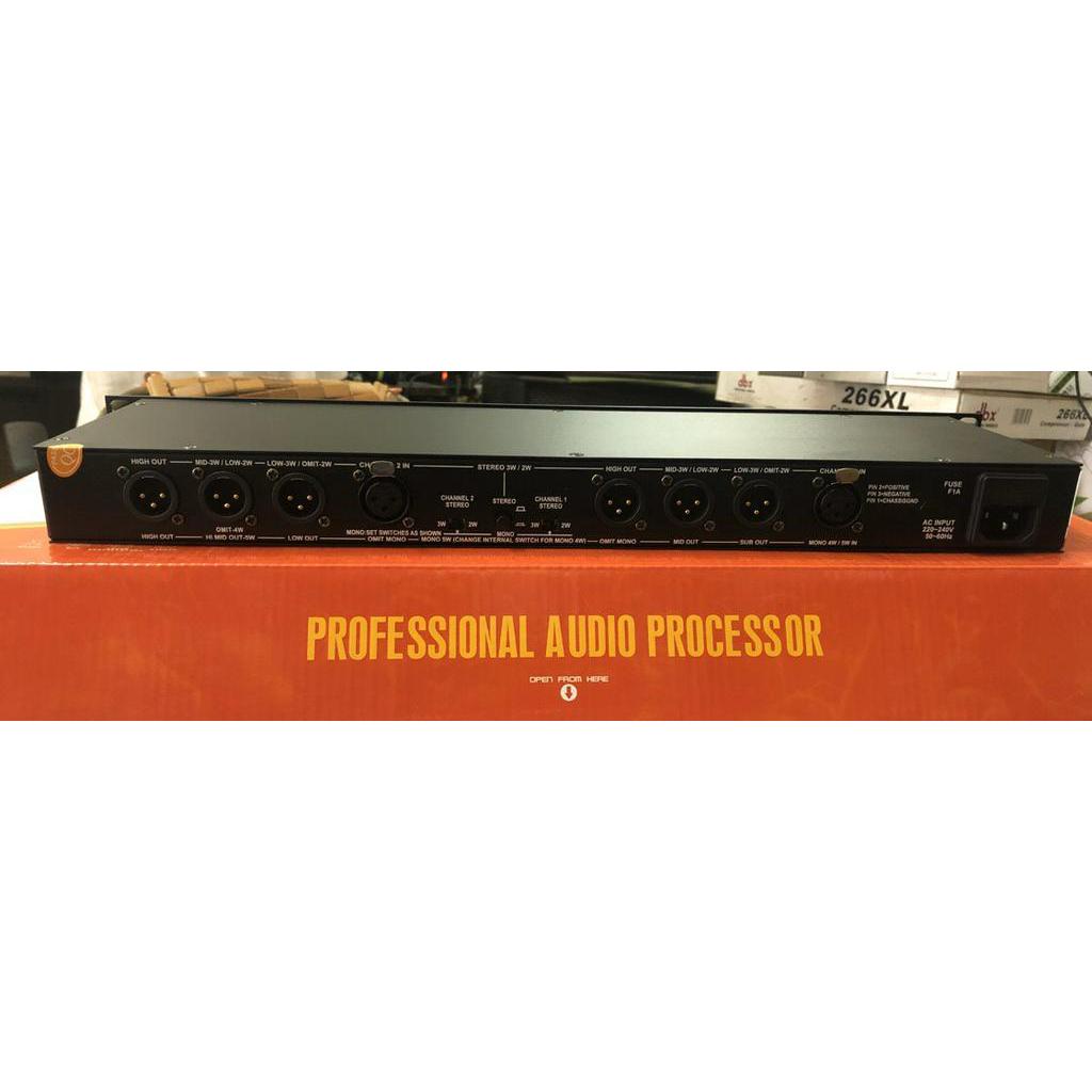 Thiết bị phân tần 3 way RACE AC23B
