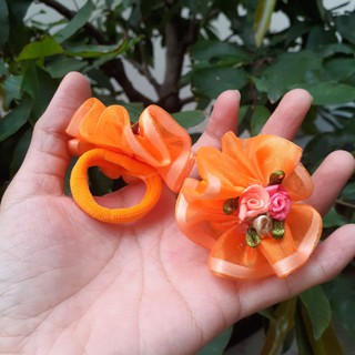 Một cặp cột tóc vải hoa hồng cho bé (mã XX)
