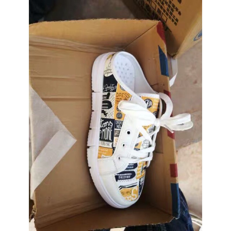 Giầy sục nam họa tiết ấn tượng | BigBuy360 - bigbuy360.vn