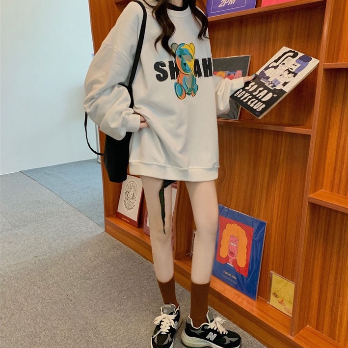 Áo thun nỉ ZHELIHANGFEI tay dài dáng rộng in hình gấu đáng yêu