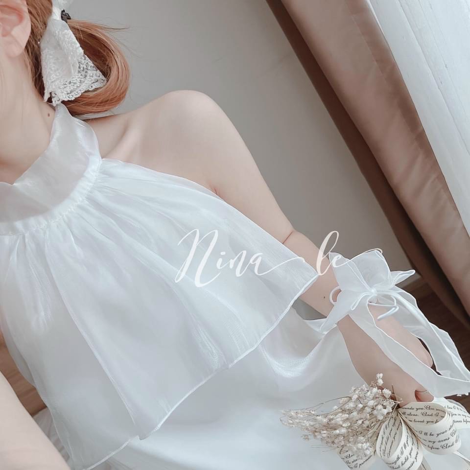 set đồ nữ áo cổ yếm hở lưng vải tơ kèm chân váy dập ly đáng iêu
