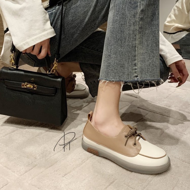 Giày hiệu cao cấp, mang siêu bền, siêu êm sis nha.