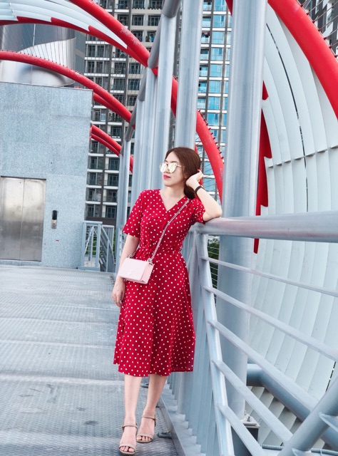 ĐẦM CHẤM BI ĐỎ CỎ V CỘT EO XÒE NGẮN TAY | BigBuy360 - bigbuy360.vn