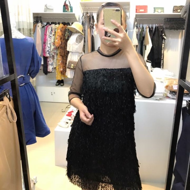 Đầm ren tua rua phối lưới