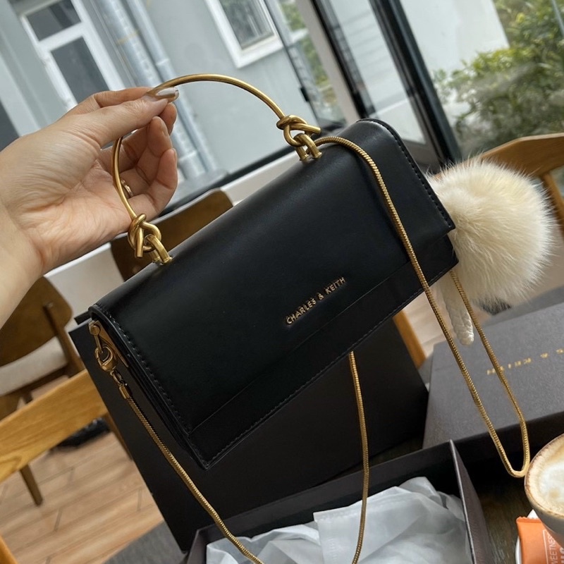Túi Chữ C quai kiềng có hộp loại đẹp