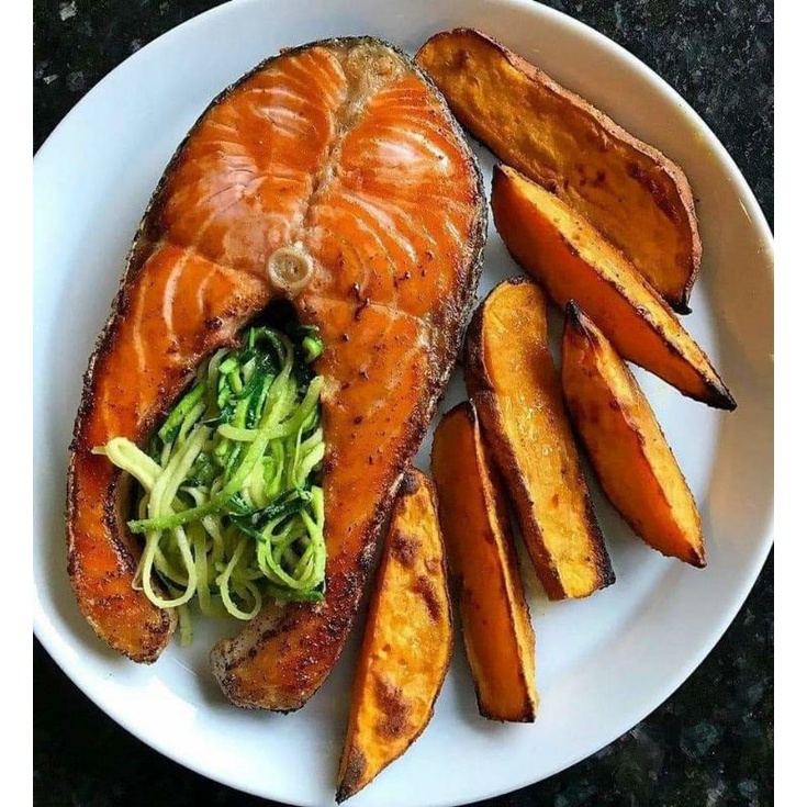 CÁ HỒI CẮT KHOANh. khay 500g